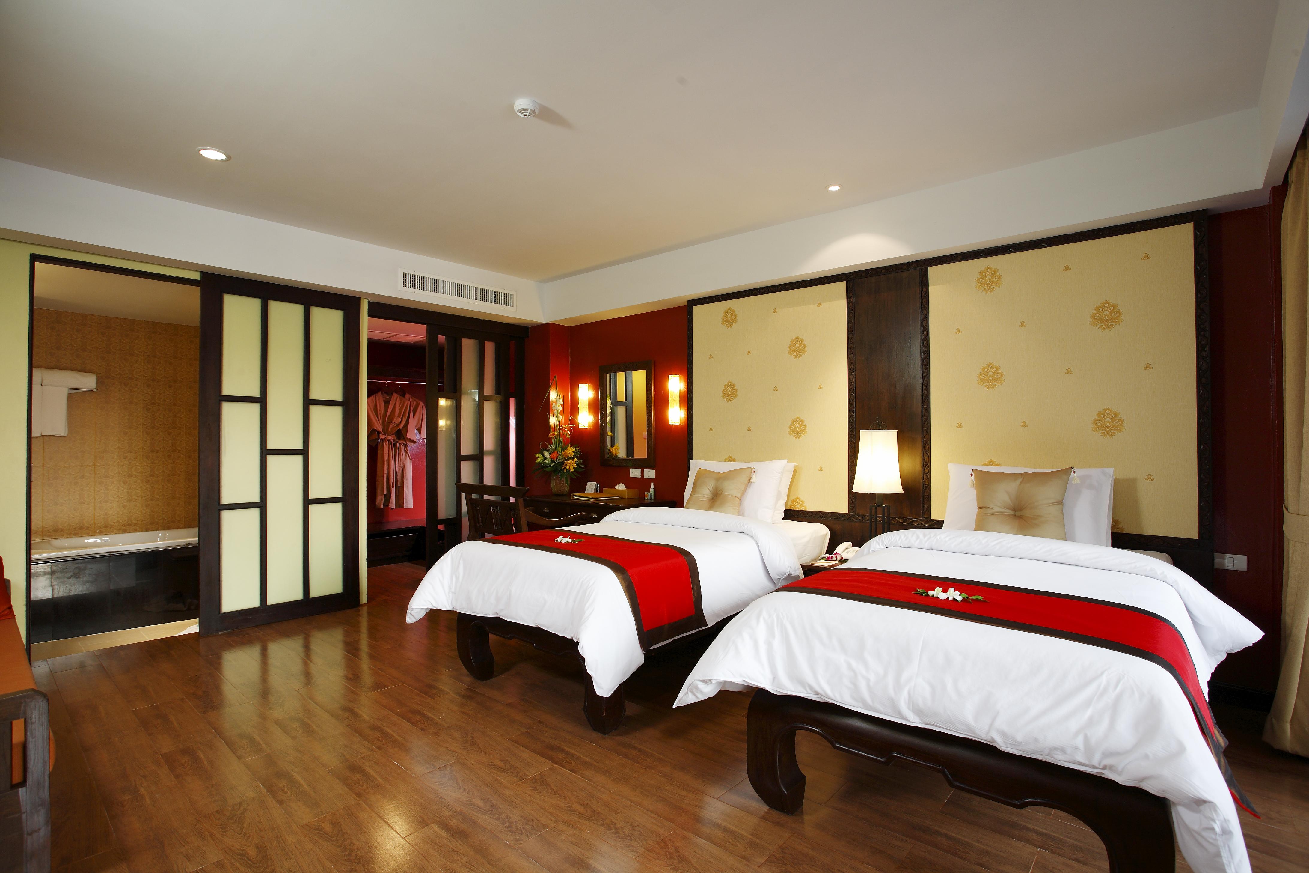 Diamond Cottage Resort & Spa Karon Exterior photo