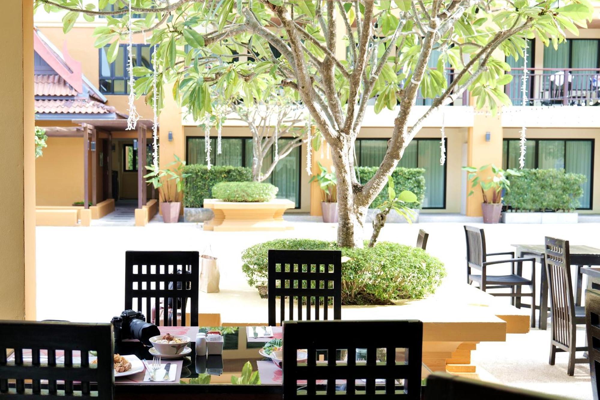 Diamond Cottage Resort & Spa Karon Exterior photo